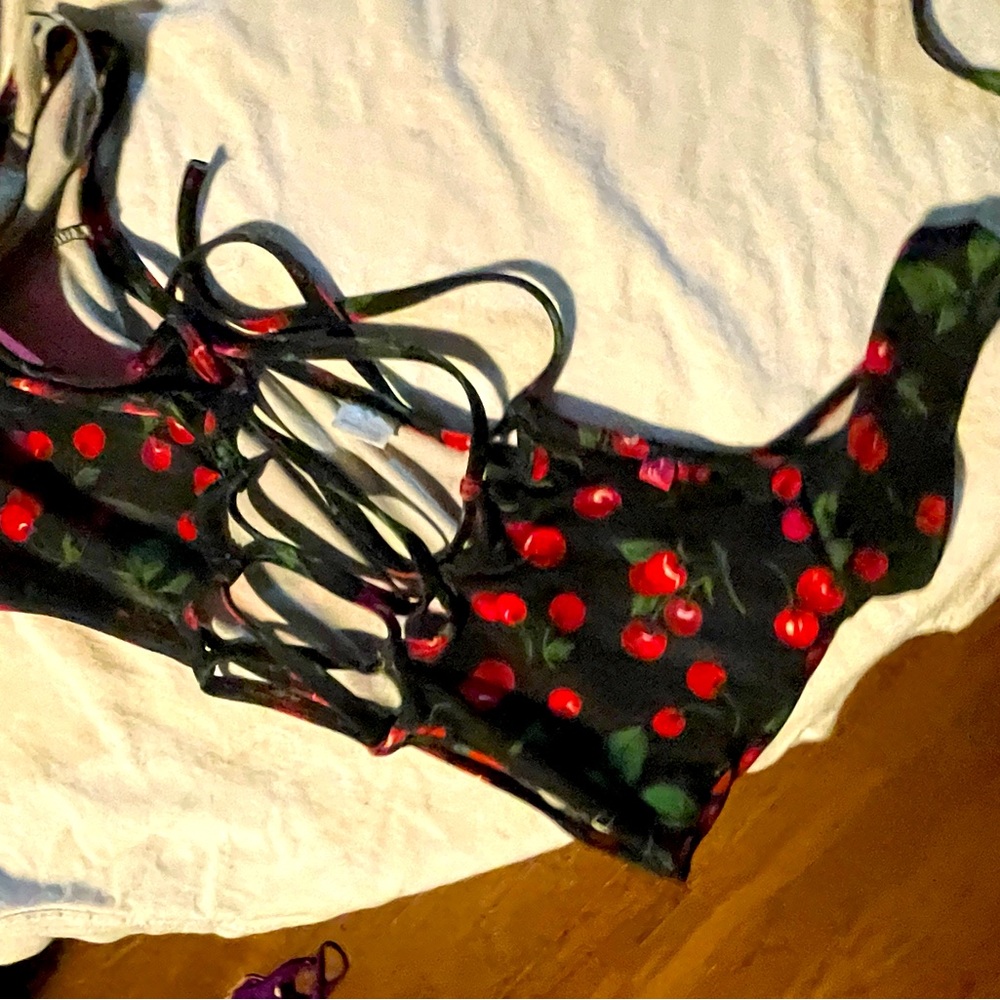 Cheeky bikini (free shipping)